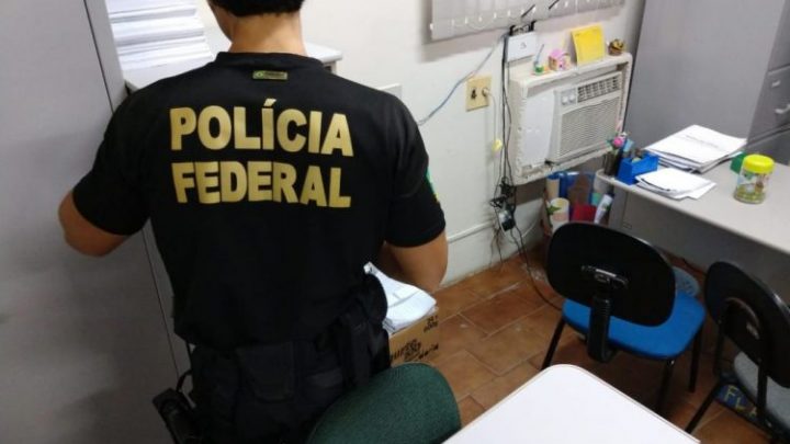 Operação da PF mira líder do PCC em MS após tráfico de drogas em universidade