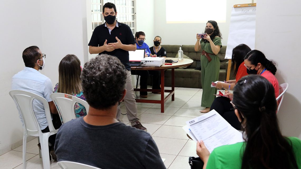 Família Acolhedora realiza capacitação para novas famílias em Três Lagoas