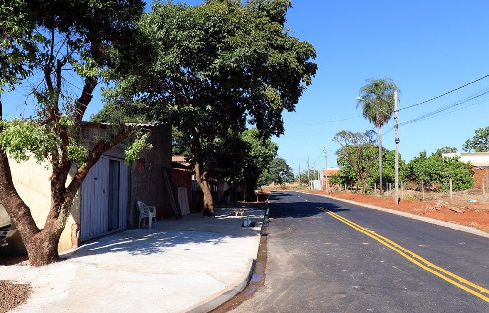 Moradores de ruas e bairros recém-pavimentados de Três Lagoas serão orientados sobre construção correta de calçada e plantio de árvores
