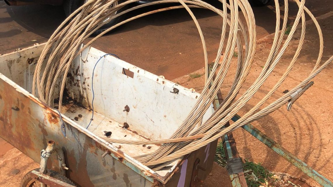 Polícia Civil prende dois por receptação de fios elétricos furtados da Elektro em Brasilândia