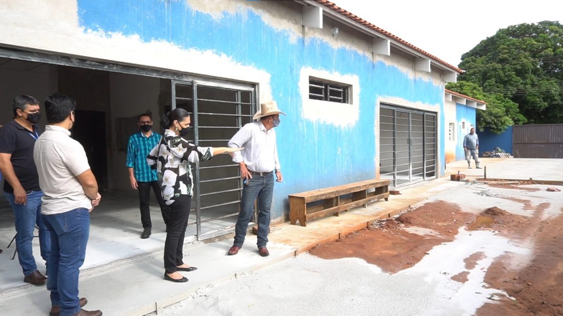 Em fase final, obra de Escola Rural de Arapuá estará pronta para início do ano letivo em março