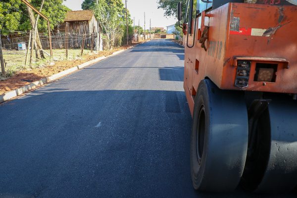 Pavimentação e sinalização de trechos de ruas da esplanada da NOB já estão concluídas