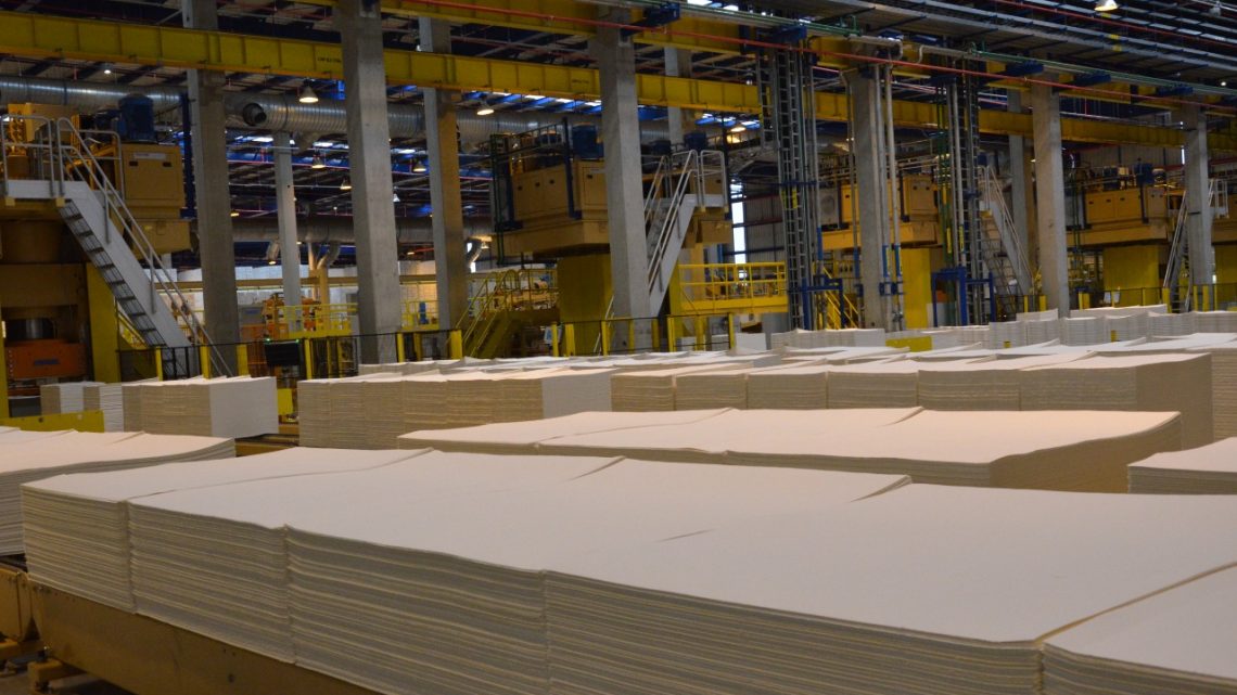 Suzano vende 2,7 milhões de toneladas de celulose e papéis no primeiro trimestre de 2022