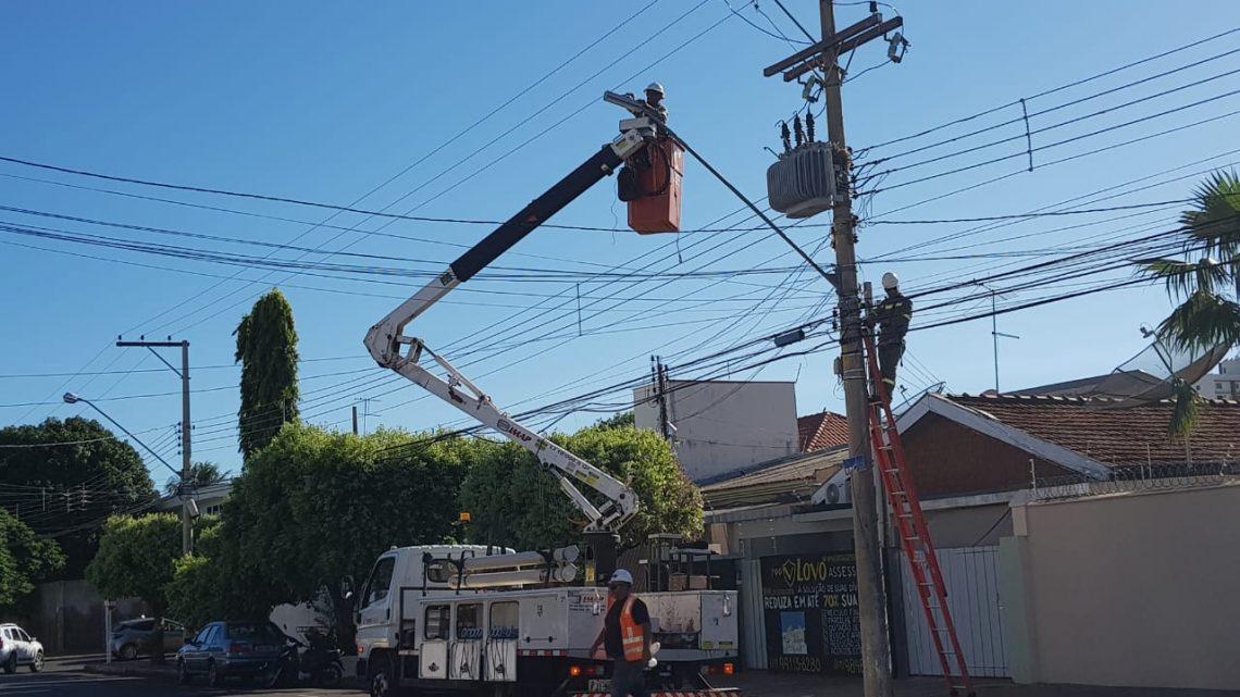 A Lâmpada da sua rua esta queimada? Saiba como solicitar o reparo em Três Lagoas