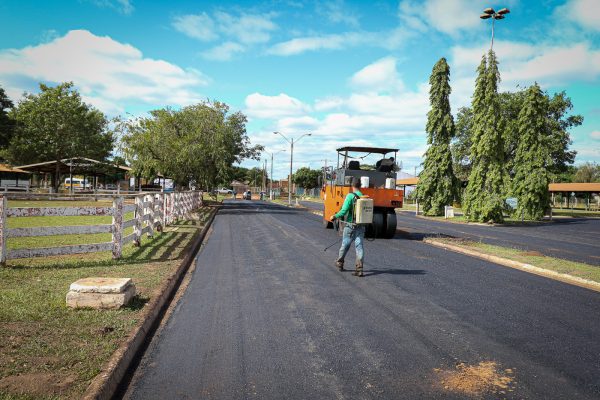 Prefeitura inicia obras de cooperação com o Sindicato Rural de Três Lagoas