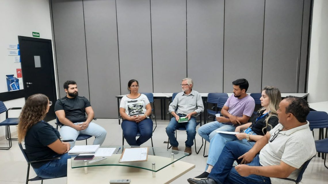 SEDECT em parceria com o Sebrae promove reunião com feirantes em Três Lagoas