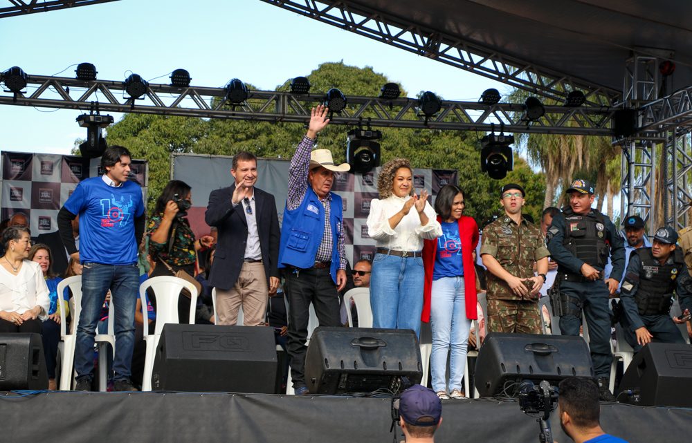 Aproximadamente 18 mil pessoas prestigiam Desfile Cívico de aniversário de Três Lagoas