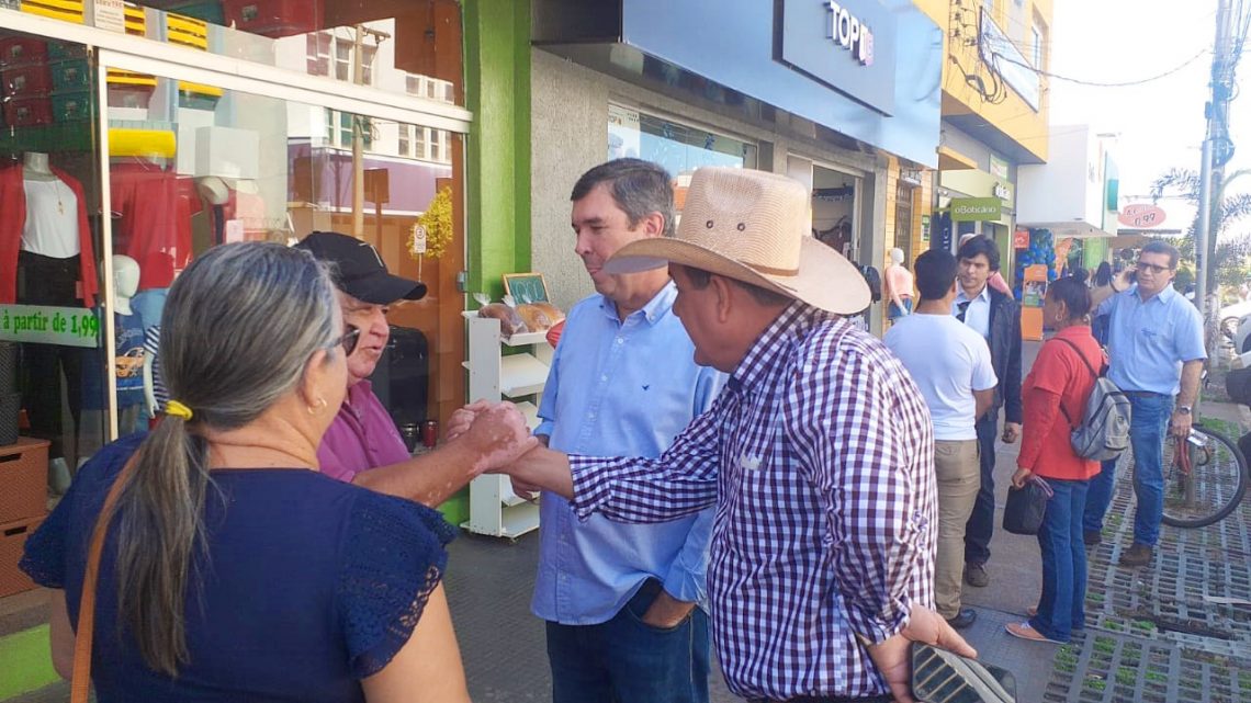 Candidato ao Governo de MS, Riedel conversa com lideranças e população em Três Lagoas