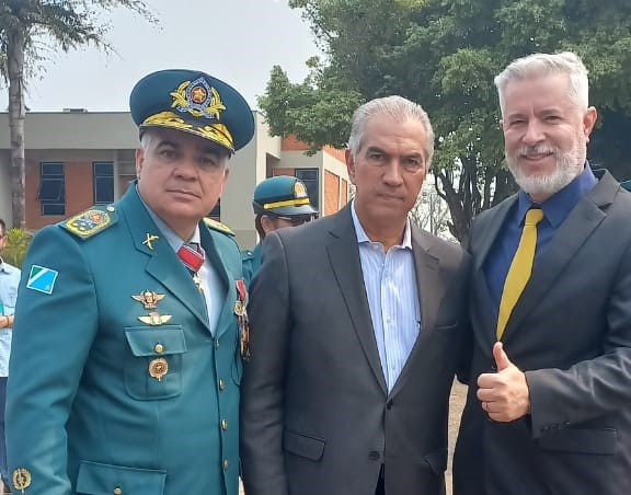 Cerimonia da Polícia Militar de MS homenageia autoridades de Três Lagoas