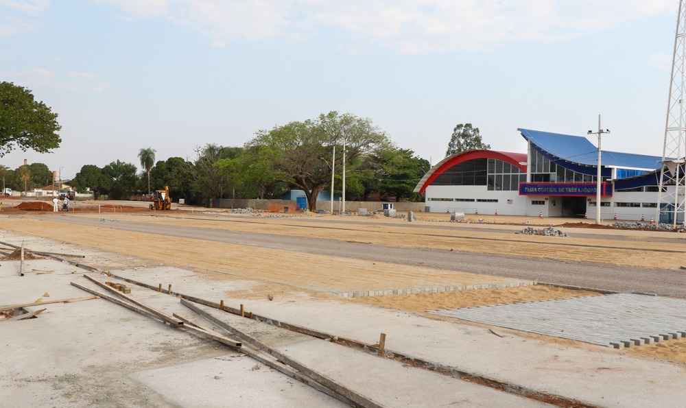 Obras no estacionamento da Feira Central estão 60% concluídas