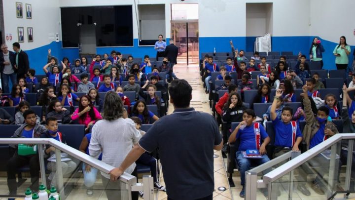 Alunos da Escola “Ramez Tebet” recebem palestra alusiva à Semana da Árvore