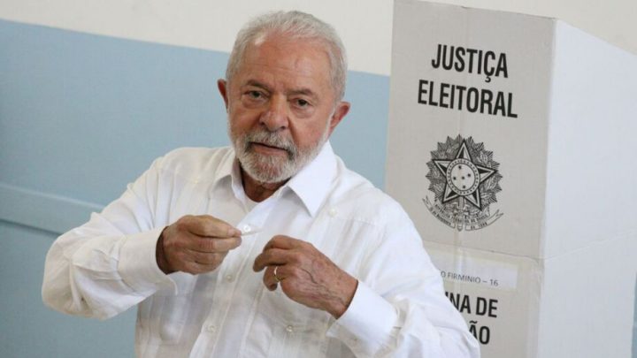 Lula derrota Bolsonaro e é eleito presidente do Brasil