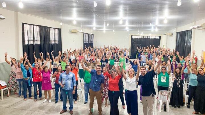 Professores e servidores da educação recebem treinamento de imersão durante Jornada Pedagógica em Água Clara