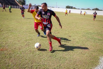 Abertura dos Campeonatos de futebol Amador e Varzeano acontece neste domingo (12)