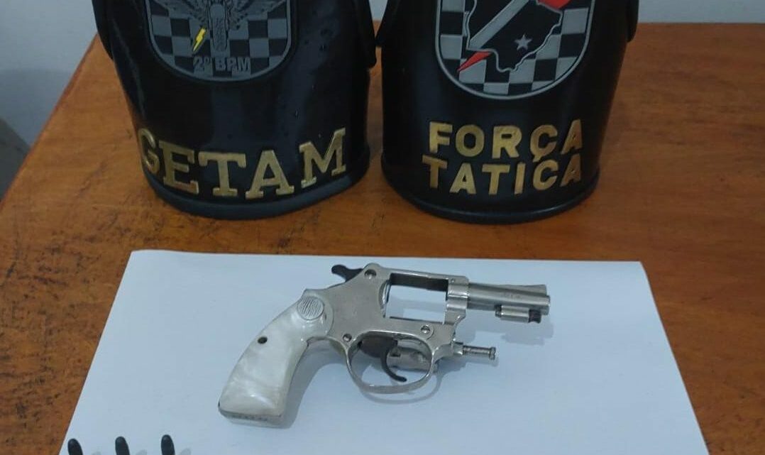 Polícia Militar apreende arma de fogo e prende acusados de porte ilegal em Três Lagoas