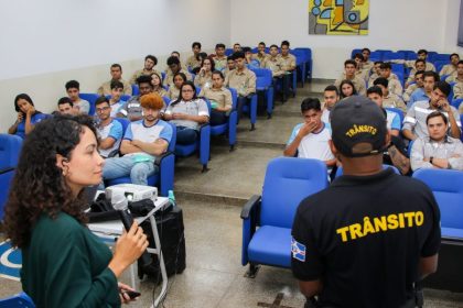 PROJETO TRÂNSITO DO FUTURO – Deptran ministrou circuito de palestras para mais de 700 alunos do Senai