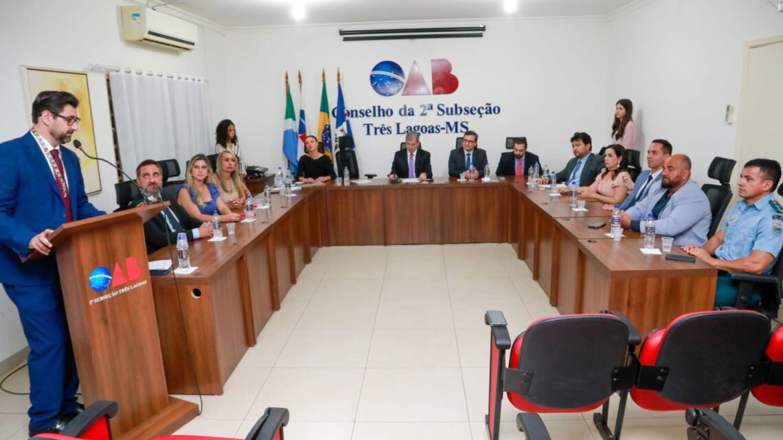 Comandante do 2º Batalhão de Polícia Militar de Três Lagoas participa da posse do presidente da OAB em Três Lagoas