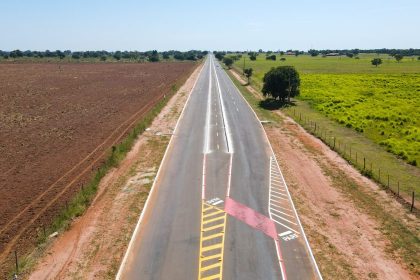 Prefeitura de Três Lagoas finaliza sinalização da Avenida do Balneário