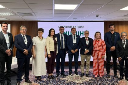 Prefeito de Três Lagoas toma posse da presidência nacional da AMUSUH